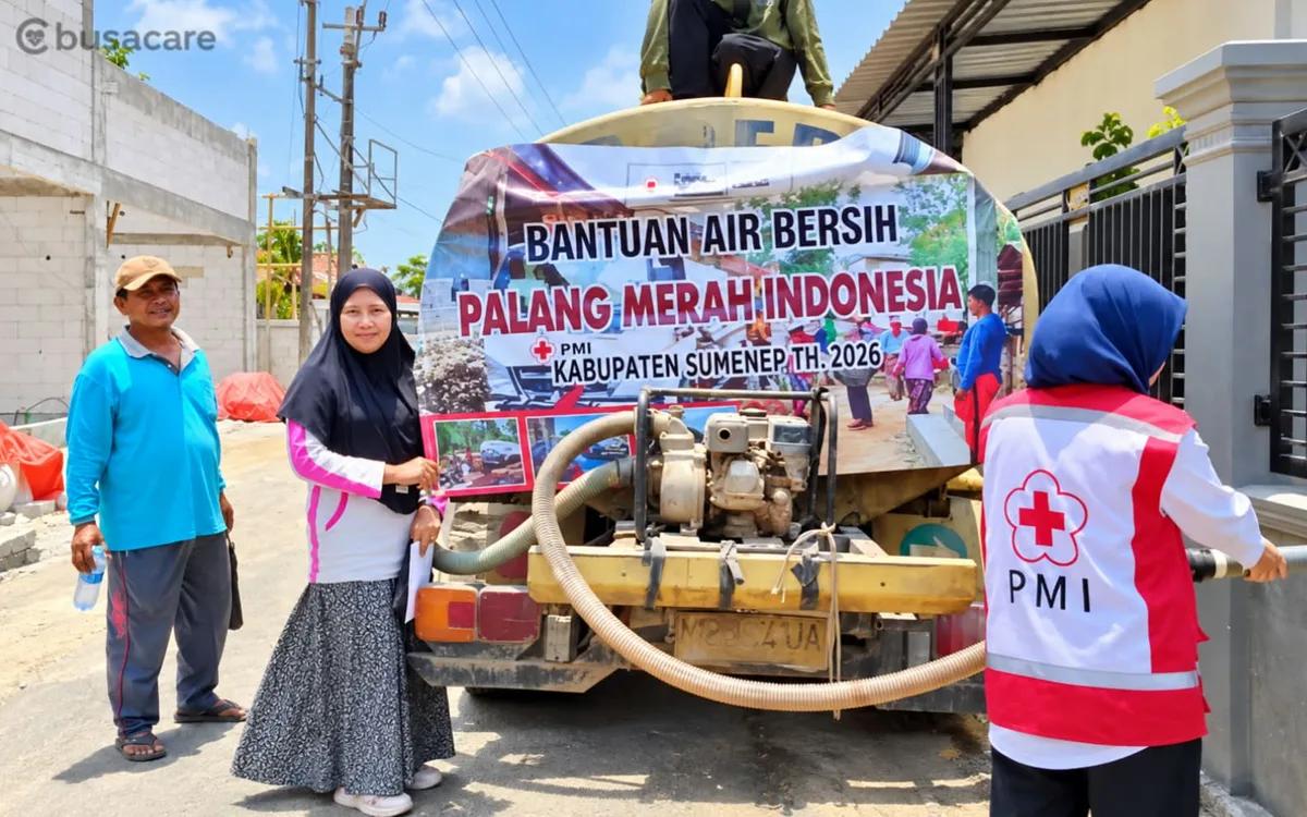 Bantu Pelayanan Kesehatan, PMI Sumenep Salurkan 5.000 Liter Air Bersih ke  Polindes
