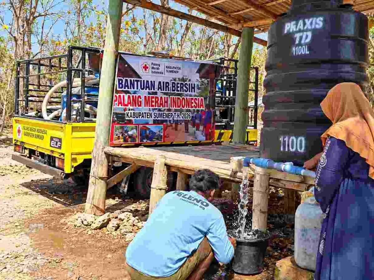 Bantuan Air Bersih ke Kecamatan Gayam, Kepulauan Sepudi
