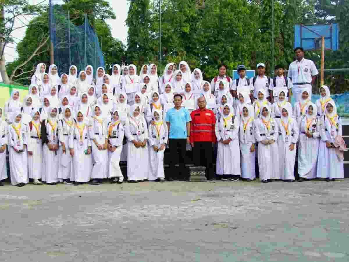 Sosialisasi Kepalangmerahan dan Pertolongan Pertama (PP) di SMAN 1 Ambunten